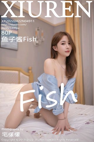 [XiuRen秀人网] No.4911 鱼子酱Fish 天蓝色长T搭配原色丝袜